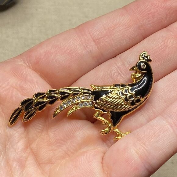 💛 Designer Gold Plated Peacock Crystal Brooch - Picture 1 of 5